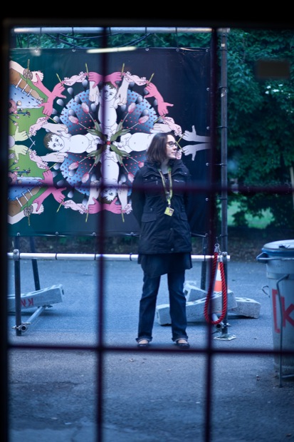 Hanging Detail begin